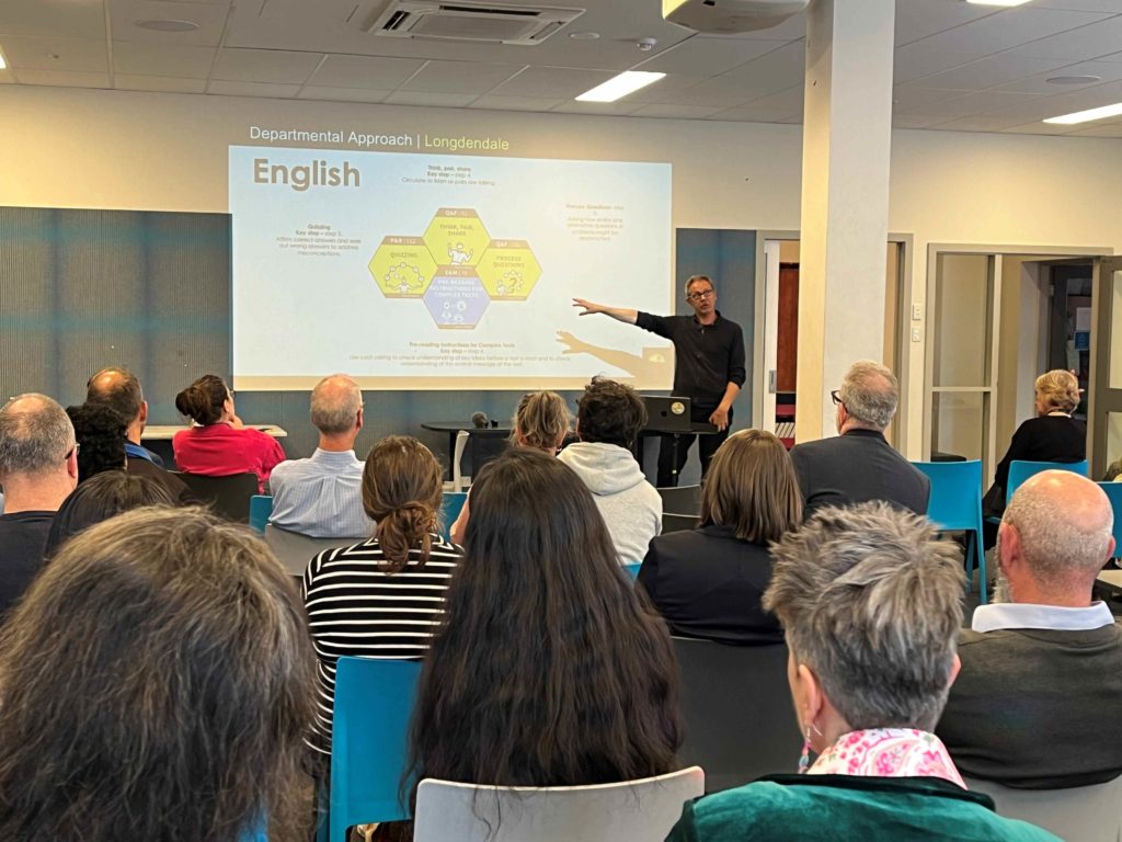 Education expert Tom Sherrington is presenting to Magid Campus staff on WalkThrus.