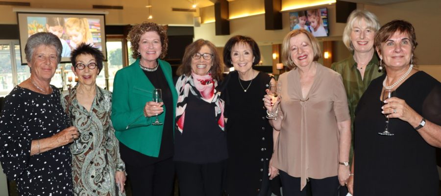 Friends of KDS Gala group 2022